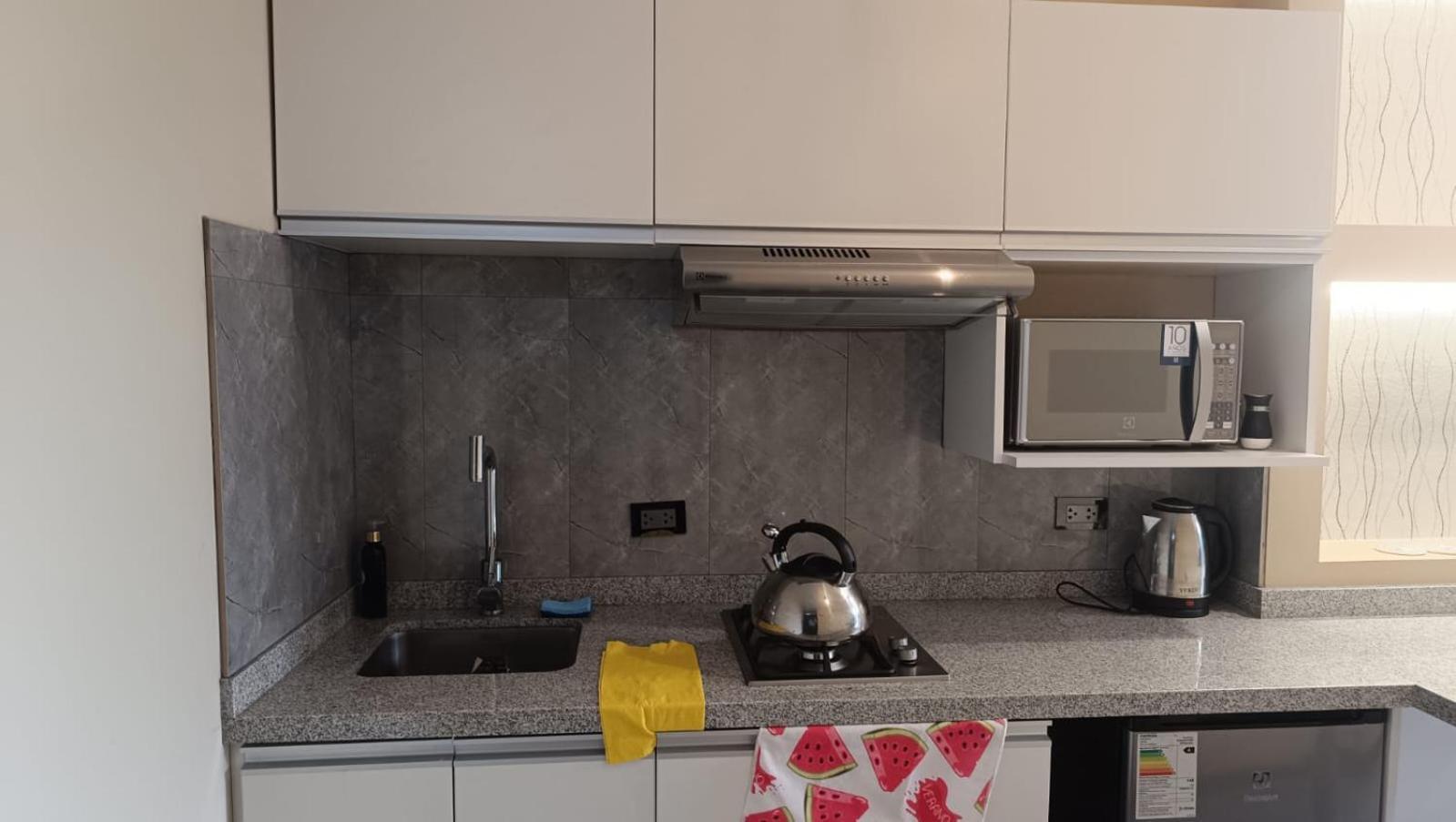 Aparments Av La Paz